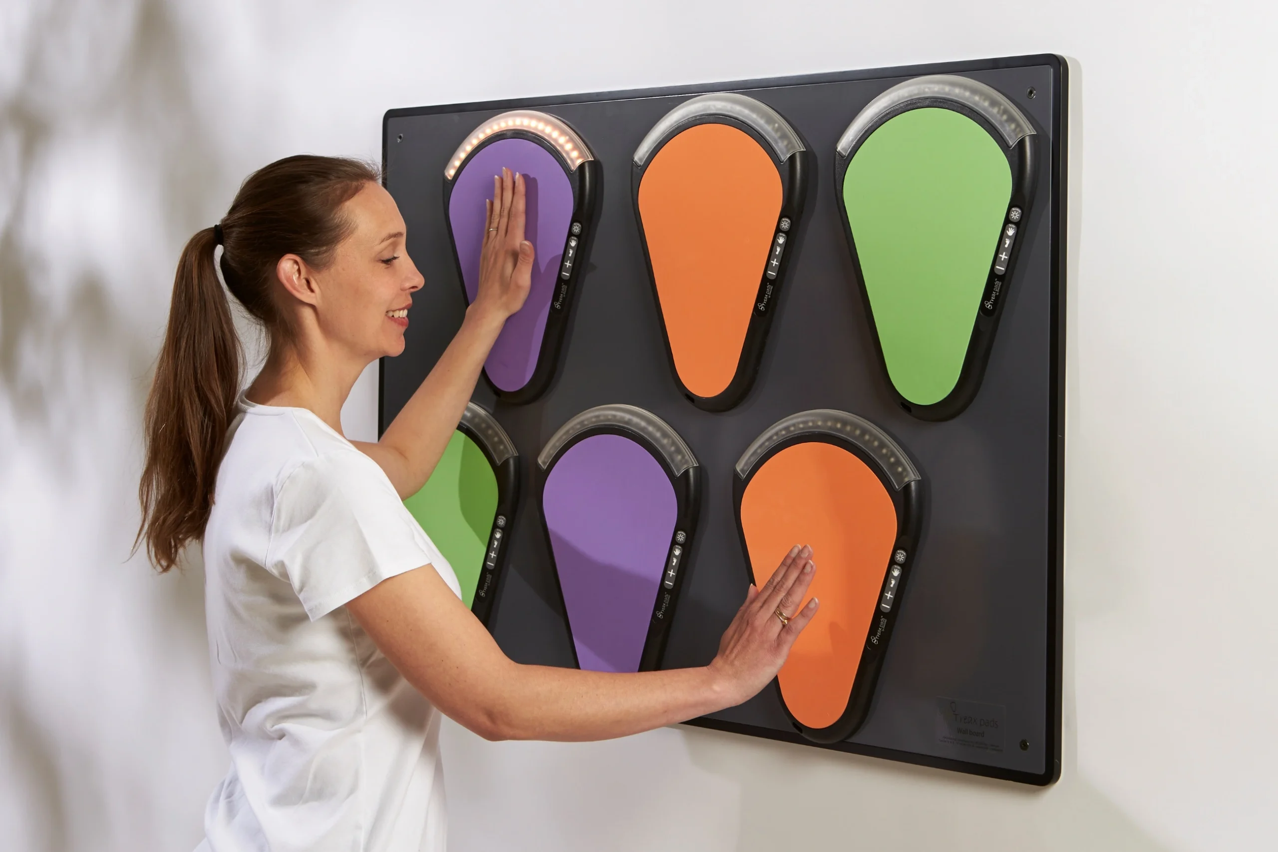 TREAX Pads — patient training on reactive light pads